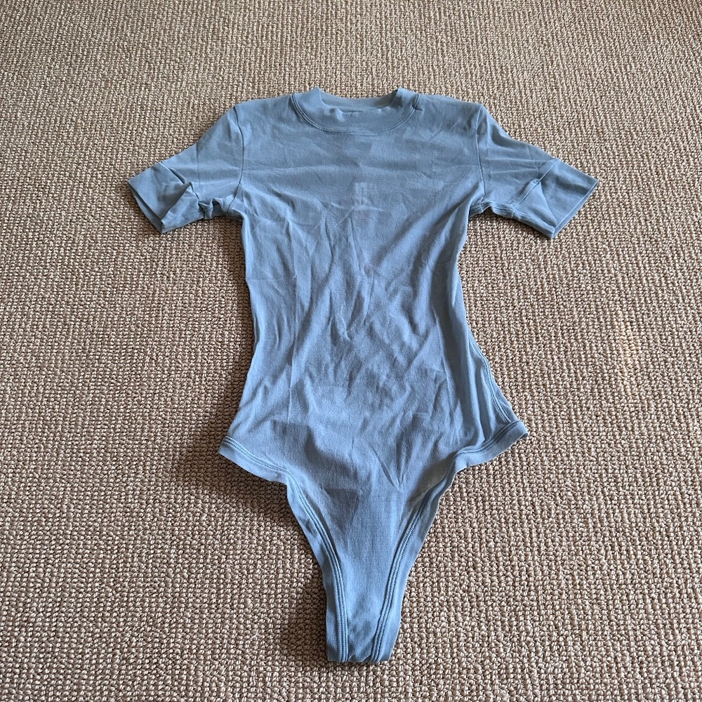 Skims Summer Mesh Sky T-Shirt Bodysuit, Size Small NWT